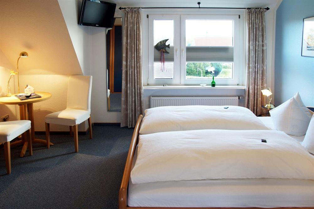 Hotel Ostfriesland Garni Норден Экстерьер фото