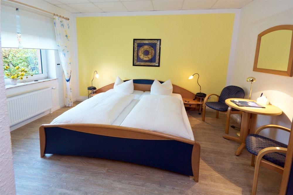 Hotel Ostfriesland Garni Норден Экстерьер фото